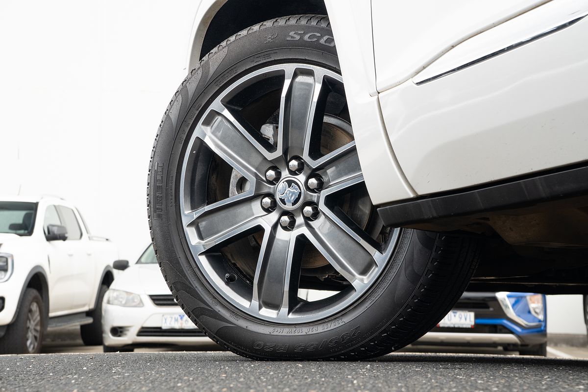 2018 Holden Acadia LTZ-V AC