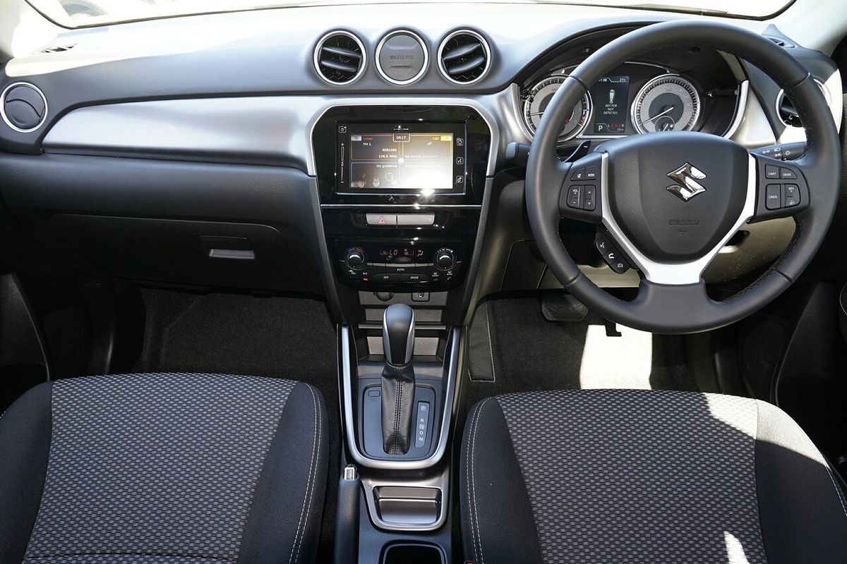 2023 Suzuki Vitara Shadow LY Series II