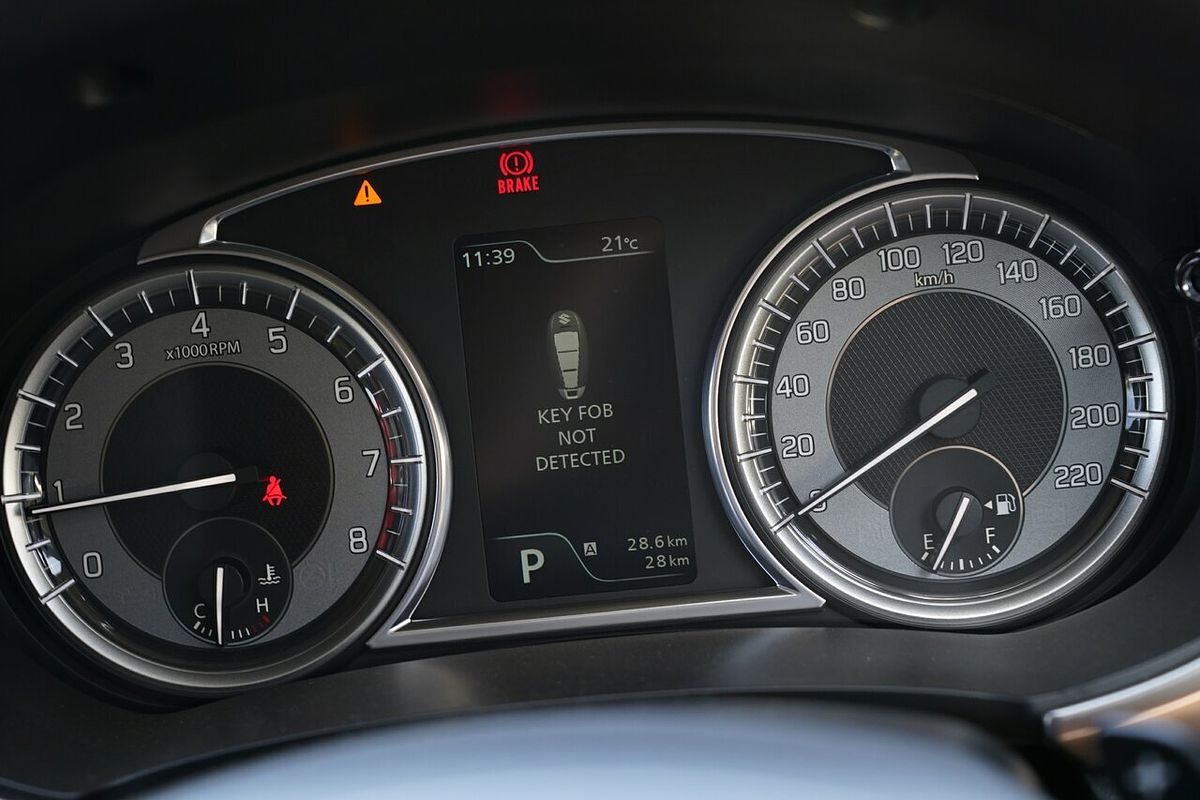 2023 Suzuki Vitara Shadow LY Series II