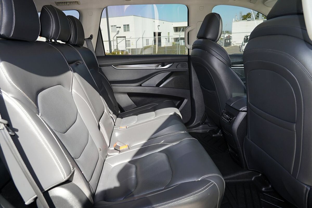 2022 LDV D90 Executive SV9A