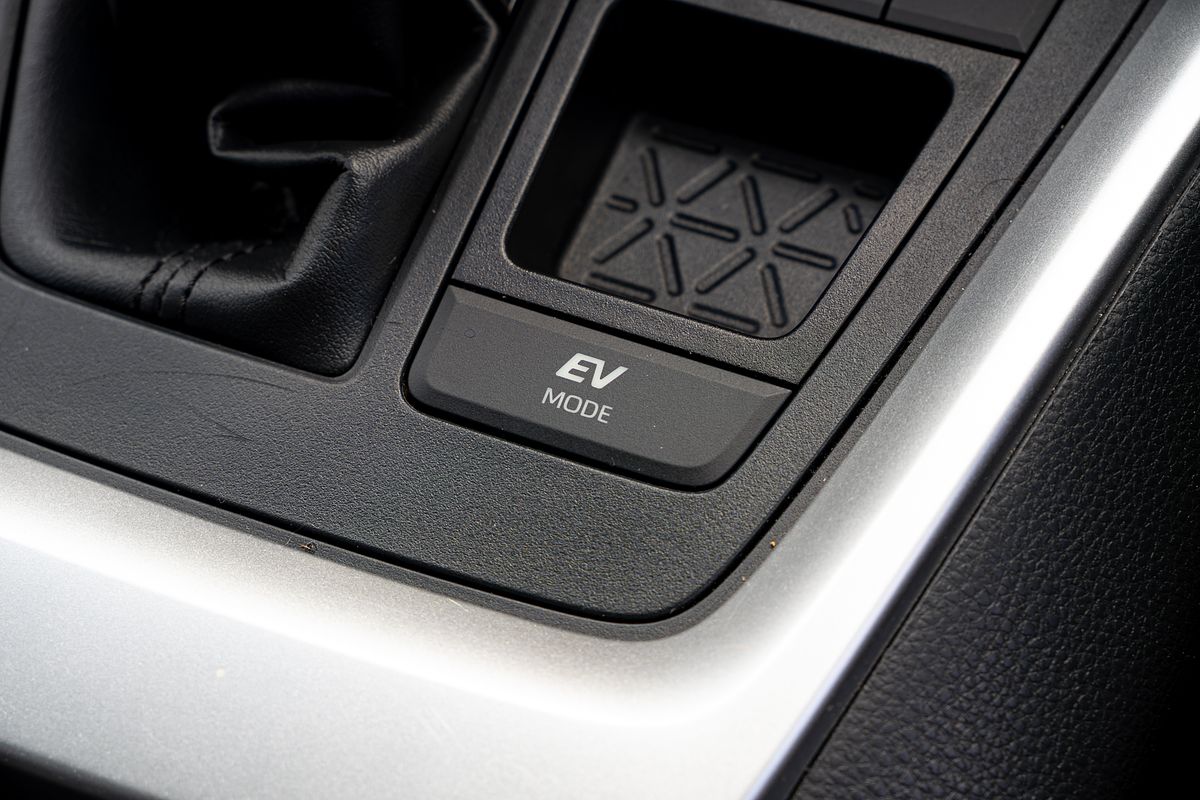 2021 Toyota RAV4 GXL AXAH52R