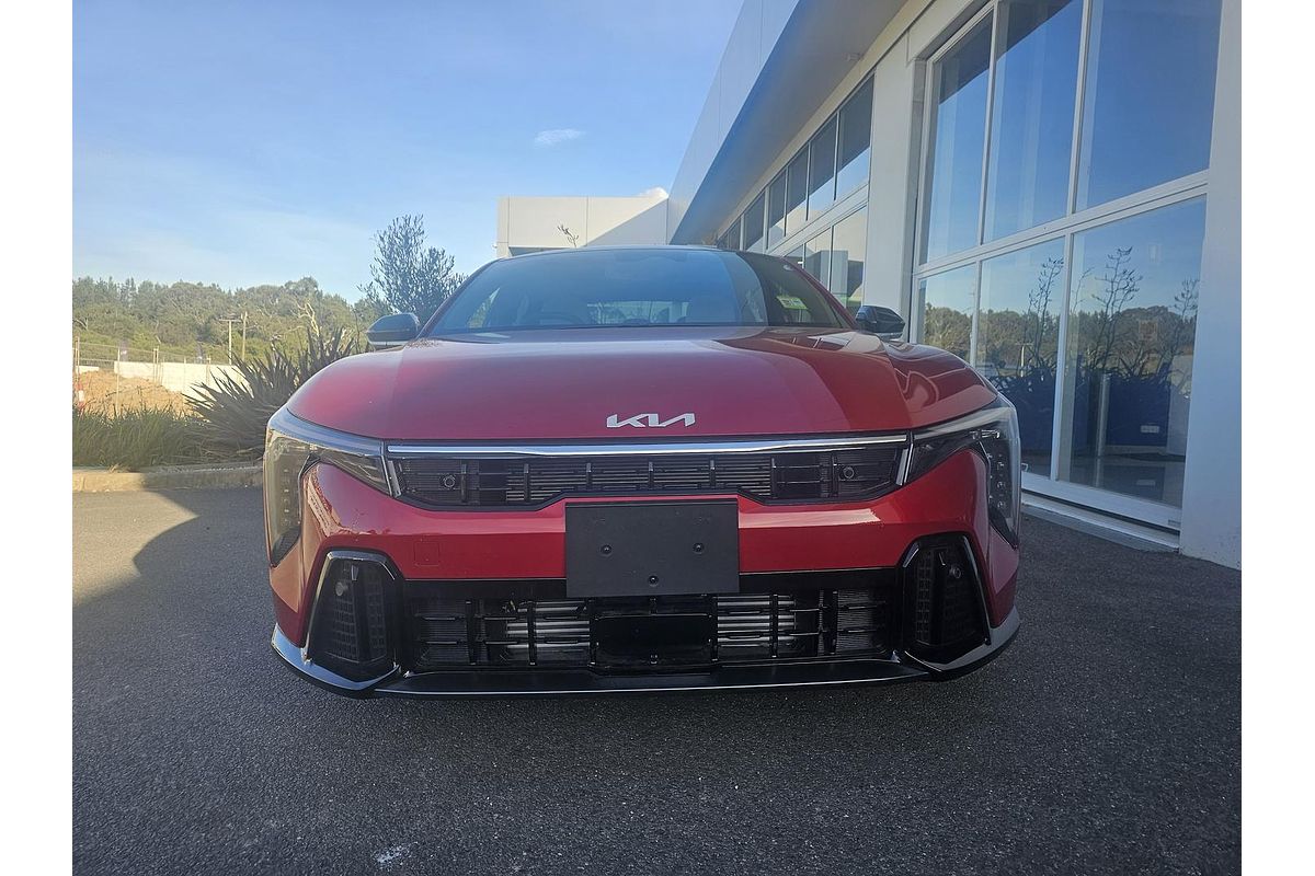 2025 Kia K4 GT-Line CL4m