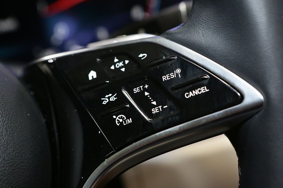 2023 Mercedes-Benz E-Class E200 W213