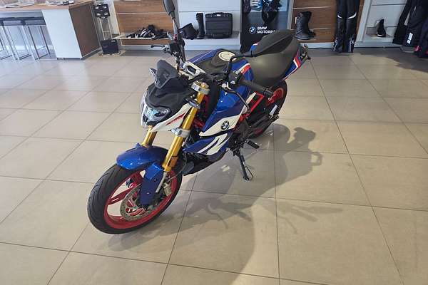 2024 BMW G 310 R G 310