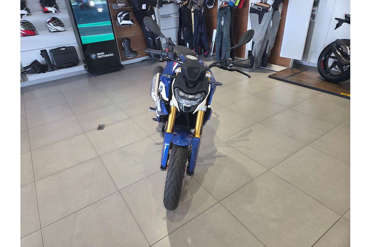 2024 BMW G 310 R G 310