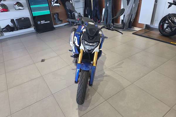 2024 BMW G 310 R G 310