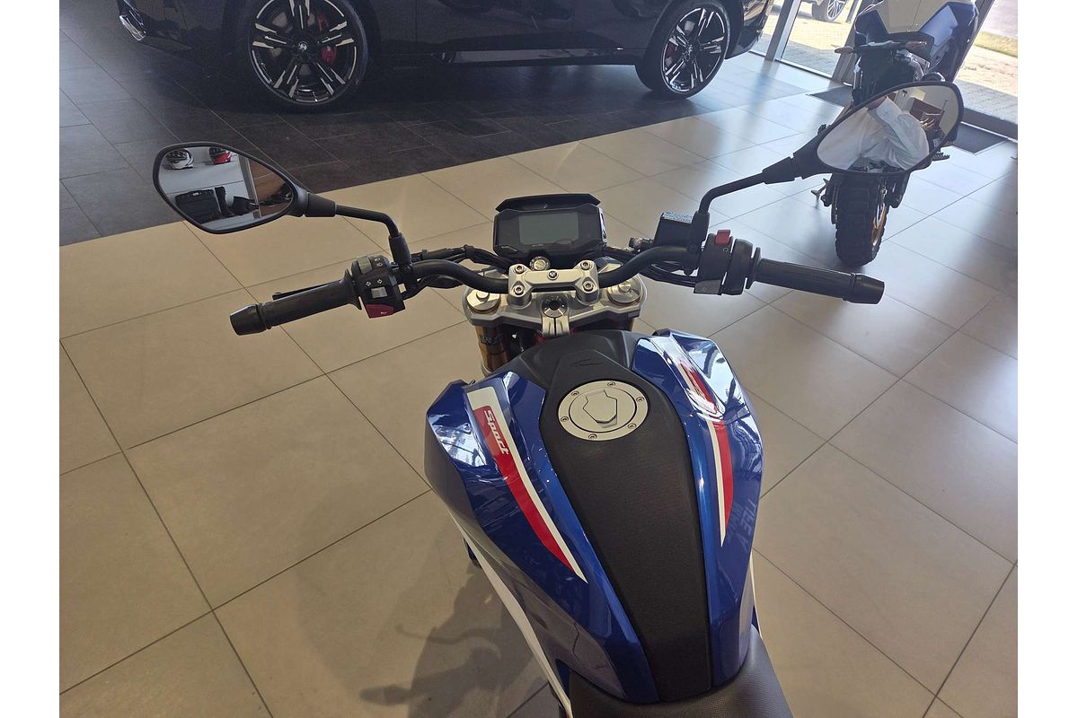2024 BMW G 310 R G 310