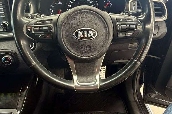 2016 Kia Sorento SLi UM