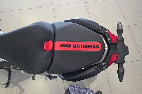 2025 BMW R 1300 R Performance R 1300