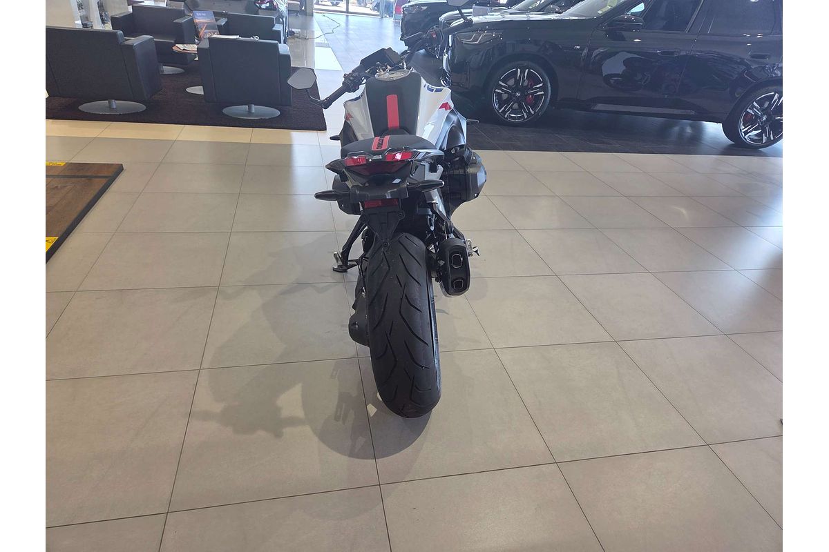 2025 BMW R 1300 R Performance R 1300