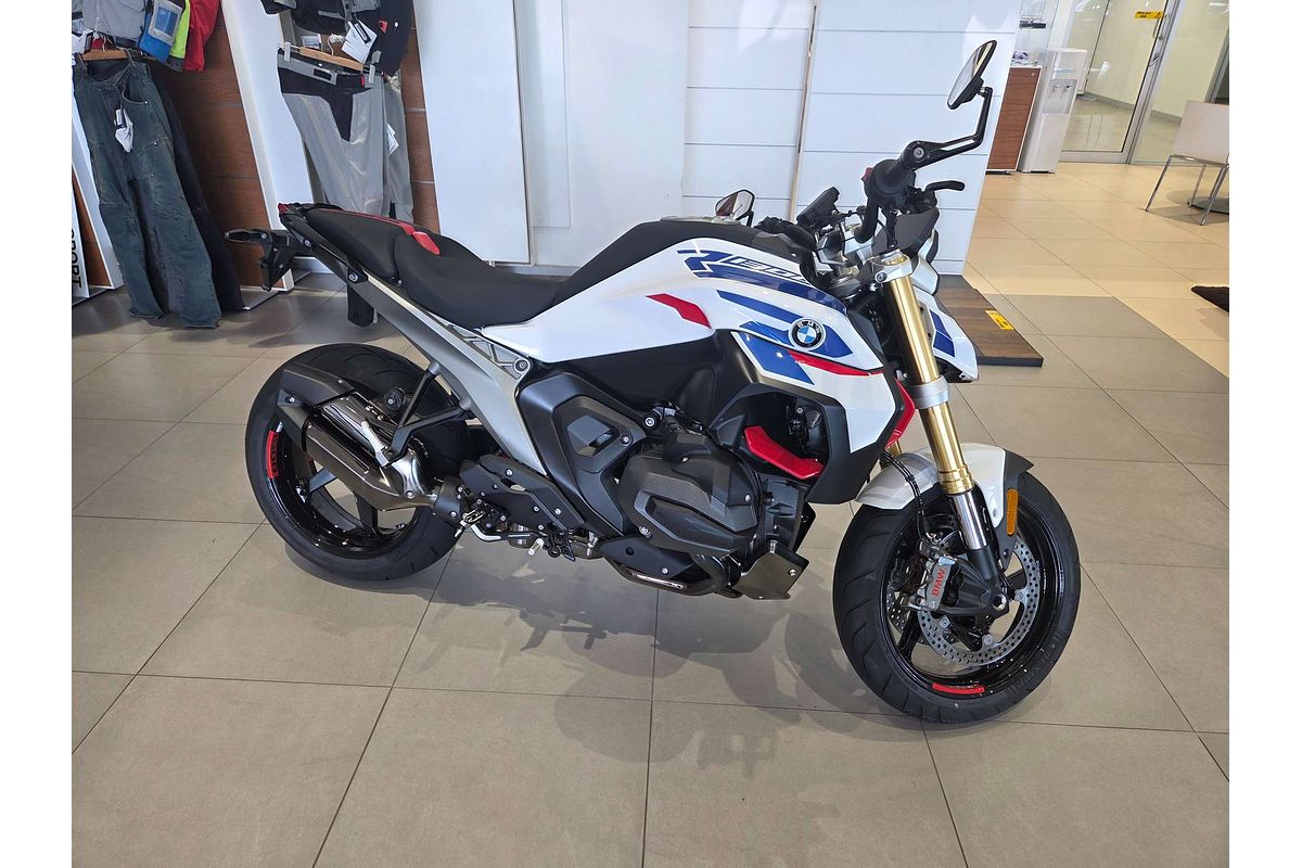 2025 BMW R 1300 R Performance R 1300