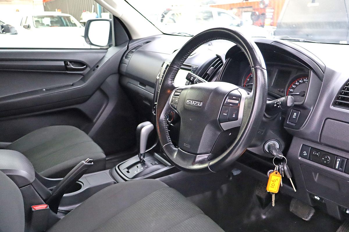 2019 Isuzu D-MAX SX High Ride Rear Wheel Drive