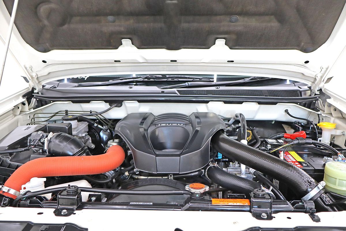 2019 Isuzu D-MAX SX High Ride Rear Wheel Drive