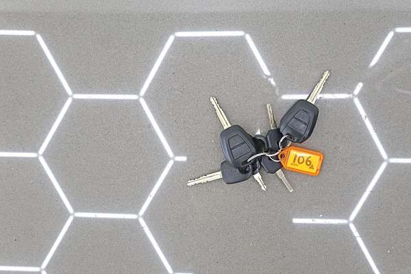 2019 Isuzu D-MAX SX High Ride Rear Wheel Drive