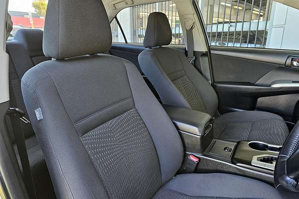 2016 Toyota Camry Atara S ASV50R