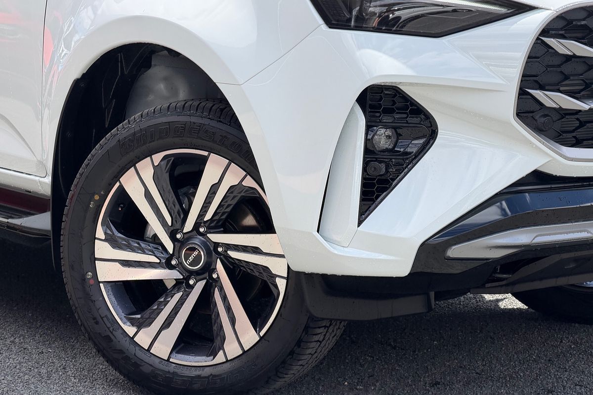 2025 Isuzu MU-X LS-T