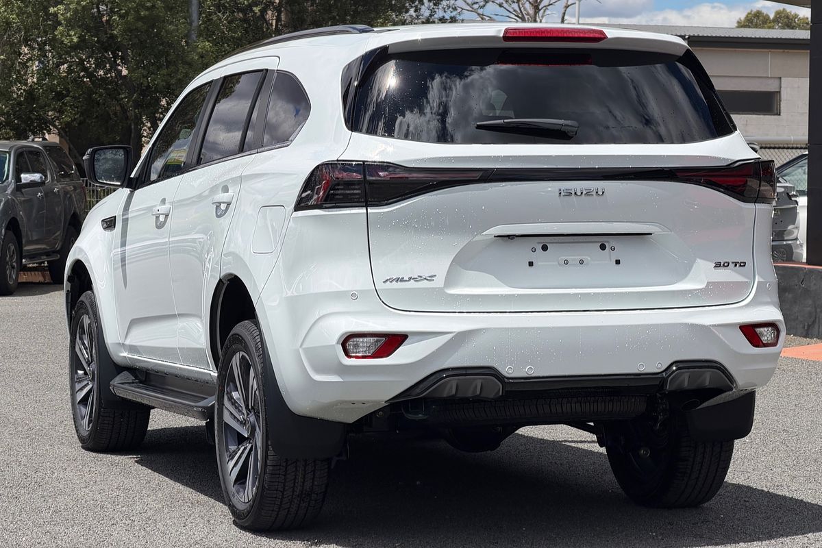 2025 Isuzu MU-X LS-T