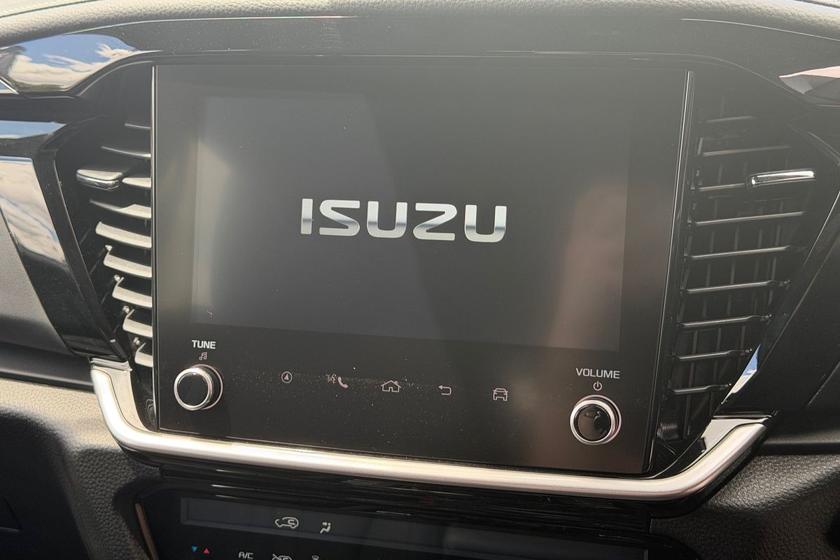 2025 Isuzu MU-X LS-T