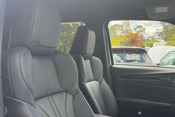 2025 Isuzu MU-X LS-T