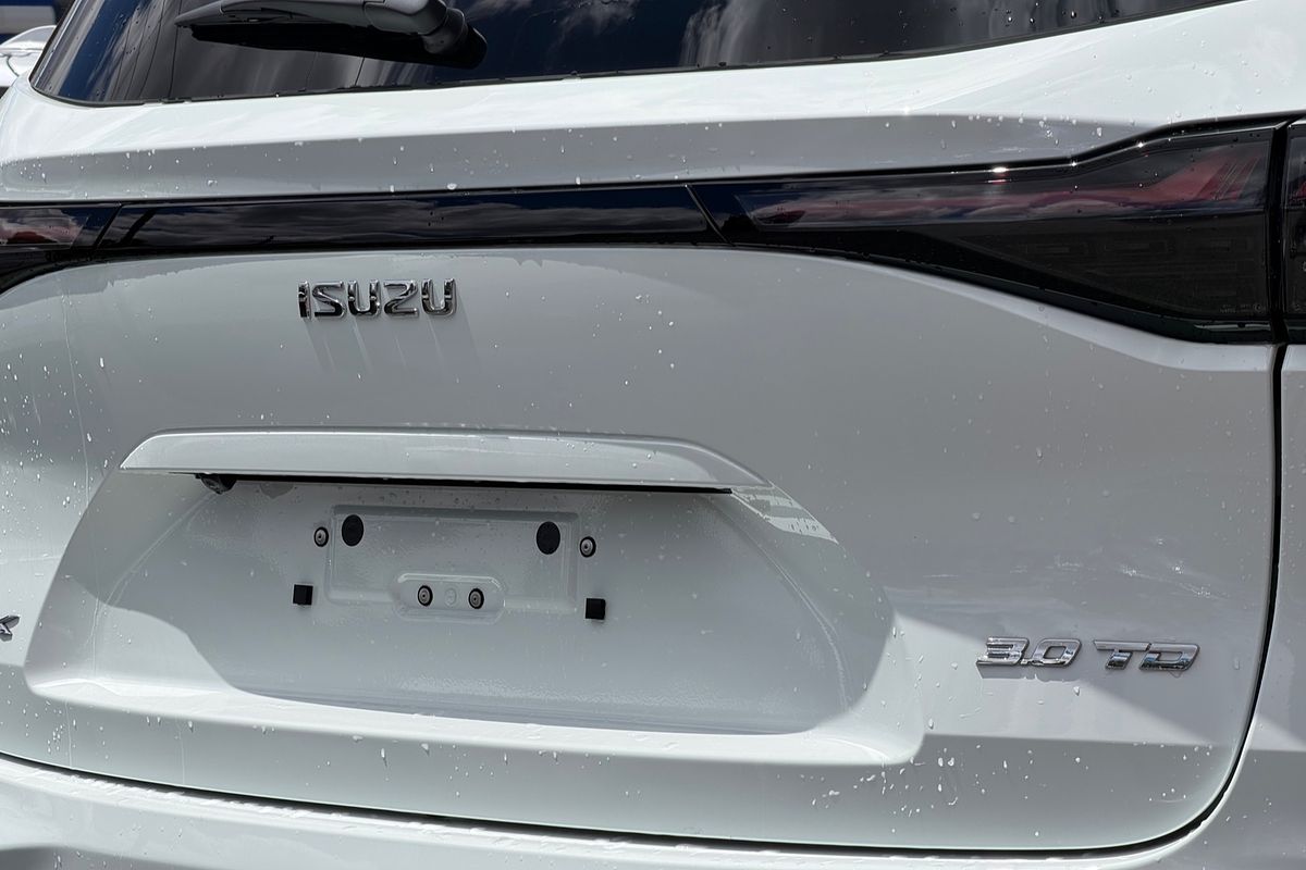 2025 Isuzu MU-X LS-T