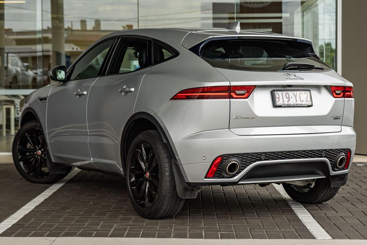 2018 Jaguar E-PACE P250 R-Dynamic SE X540