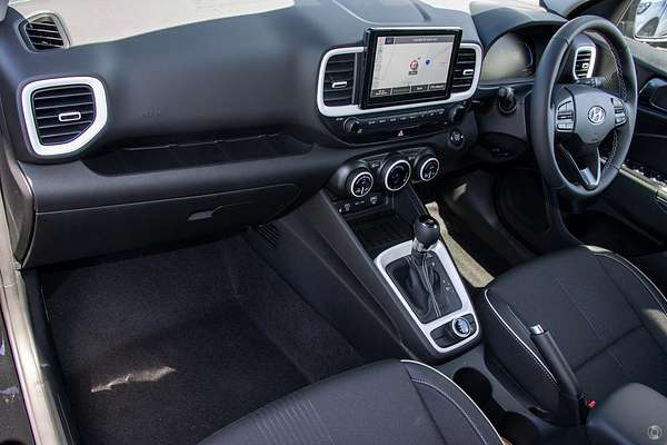 2025 Hyundai Venue Elite QX.V5