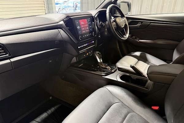 2024 Isuzu D-MAX X-TERRAIN 4X4