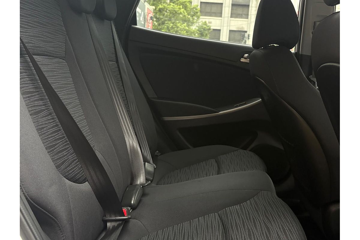 2018 Hyundai Accent Sport RB6