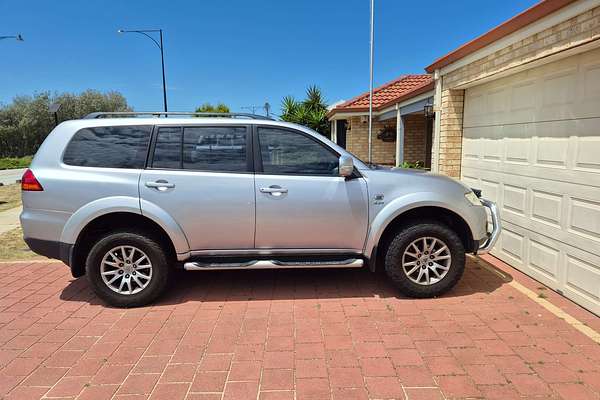 2021 Toyota Yaris SX Hybrid MXPH10R