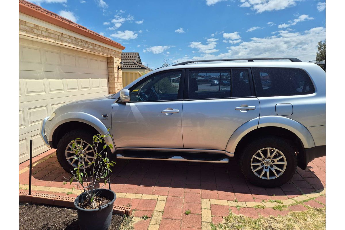 2021 Toyota Yaris SX Hybrid MXPH10R