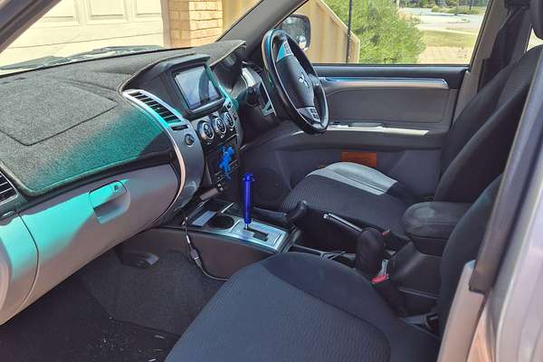 2021 Toyota Yaris SX Hybrid MXPH10R