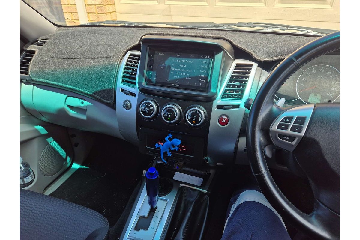 2021 Toyota Yaris SX Hybrid MXPH10R