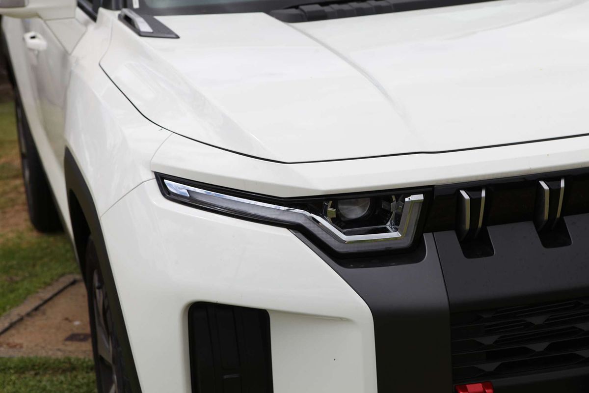 2024 KGM SsangYong Torres ELX J116