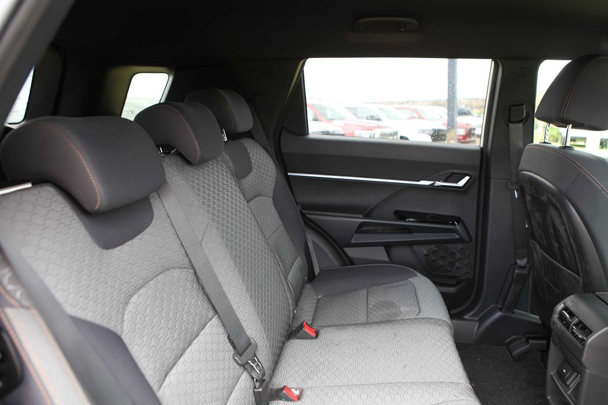 2024 KGM SsangYong Torres ELX J116