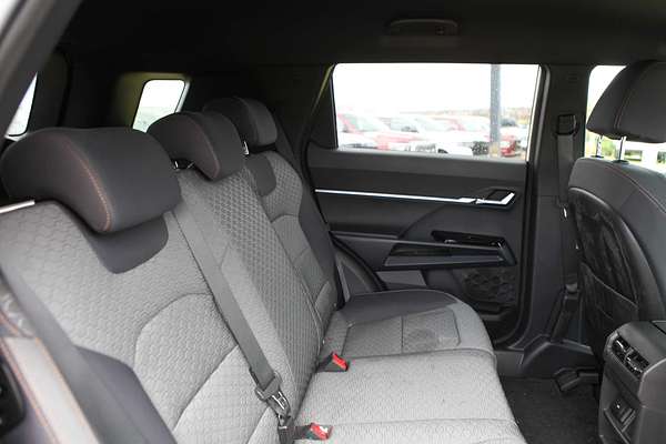 2024 KGM SsangYong Torres ELX J116