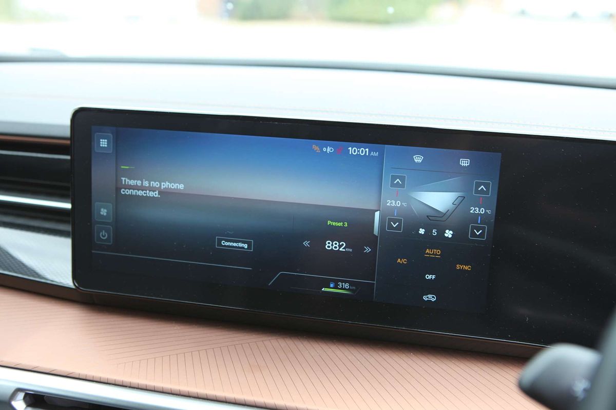 2024 KGM SsangYong Torres ELX J116