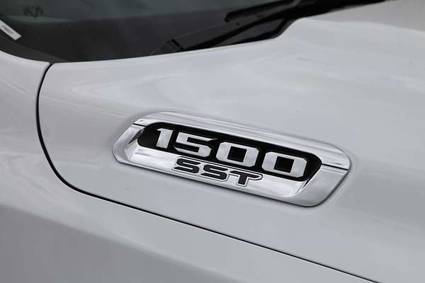 2024 RAM 1500 Laramie Sport Hurricane SO RamBox DT 4X4 SWB