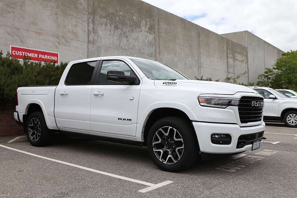 2024 RAM 1500 Laramie Sport Hurricane SO RamBox DT 4X4 SWB