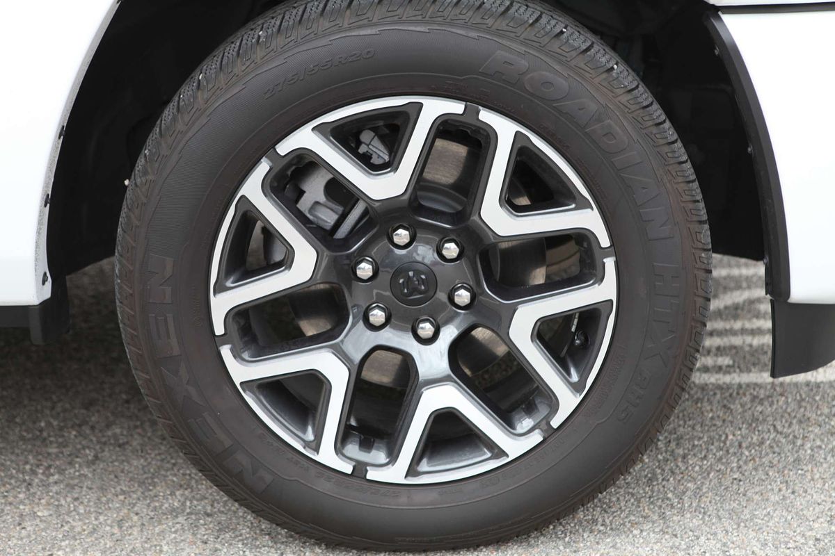 2024 RAM 1500 Laramie Sport Hurricane SO RamBox DT 4X4 SWB