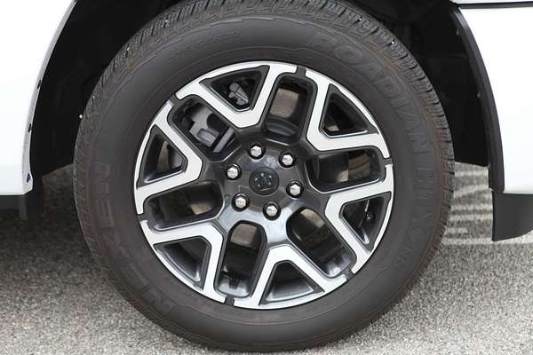 2024 RAM 1500 Laramie Sport Hurricane SO RamBox DT 4X4 SWB