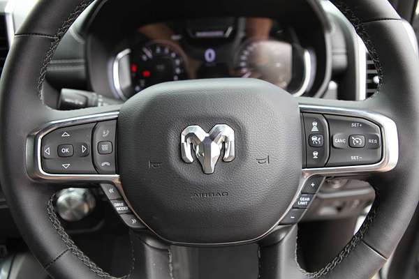 2024 RAM 1500 Laramie Sport Hurricane SO RamBox DT 4X4 SWB