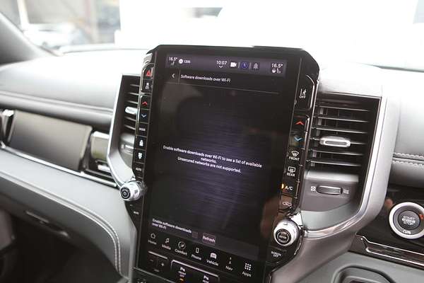 2024 RAM 1500 Laramie Sport Hurricane SO RamBox DT 4X4 SWB