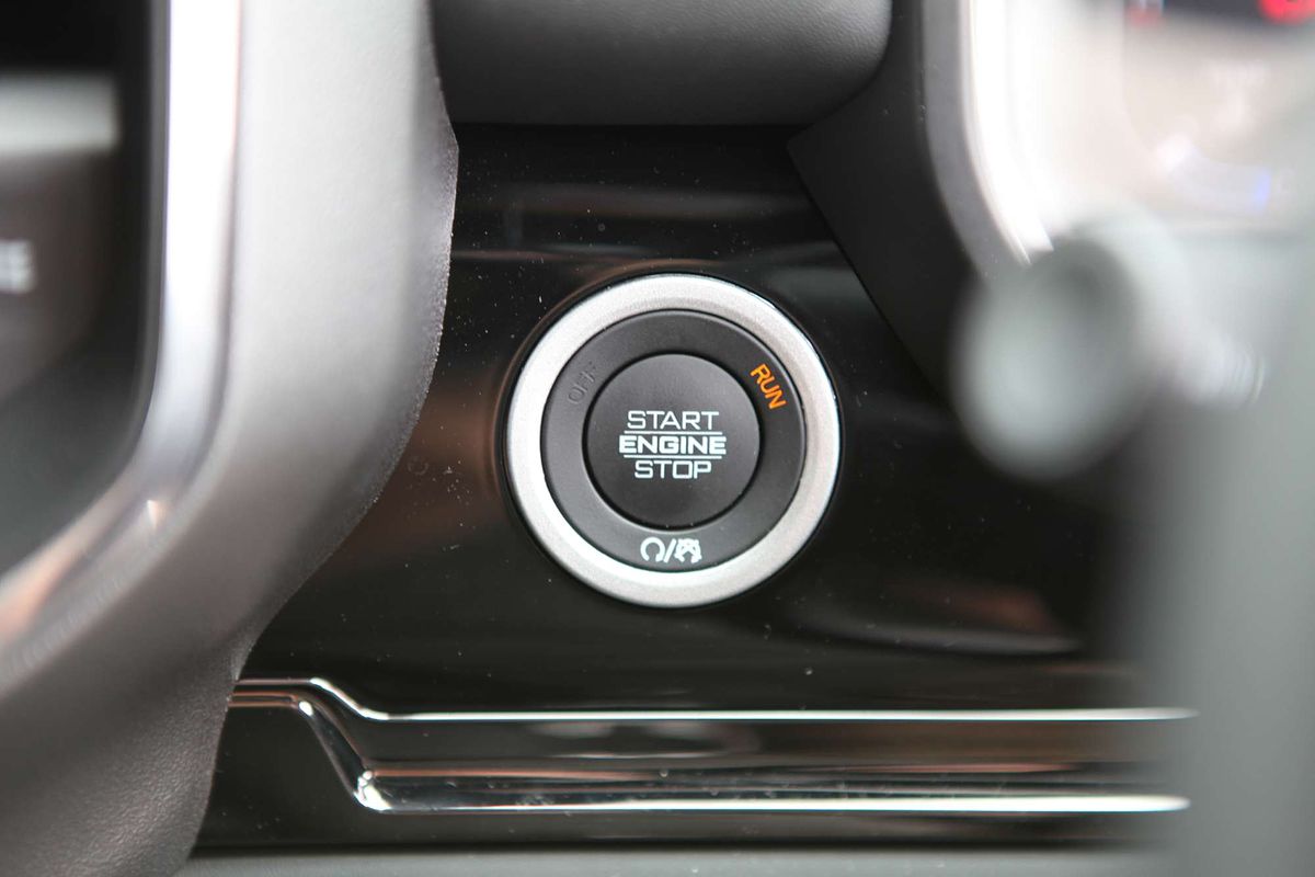 2024 RAM 1500 Laramie Sport Hurricane SO RamBox DT 4X4 SWB