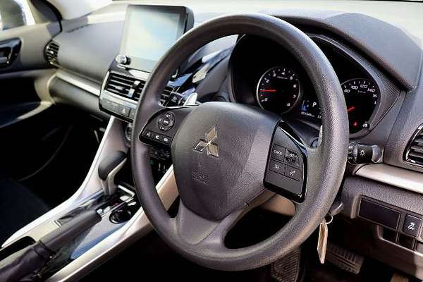 2023 Mitsubishi Eclipse Cross ES YB