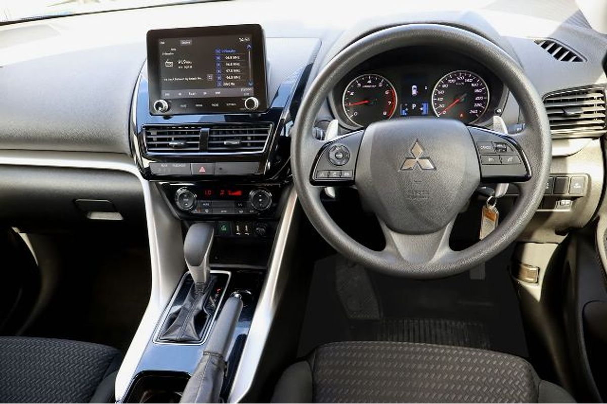 2023 Mitsubishi Eclipse Cross ES YB