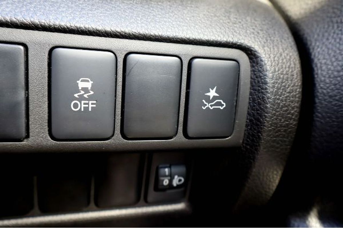 2023 Mitsubishi Eclipse Cross ES YB