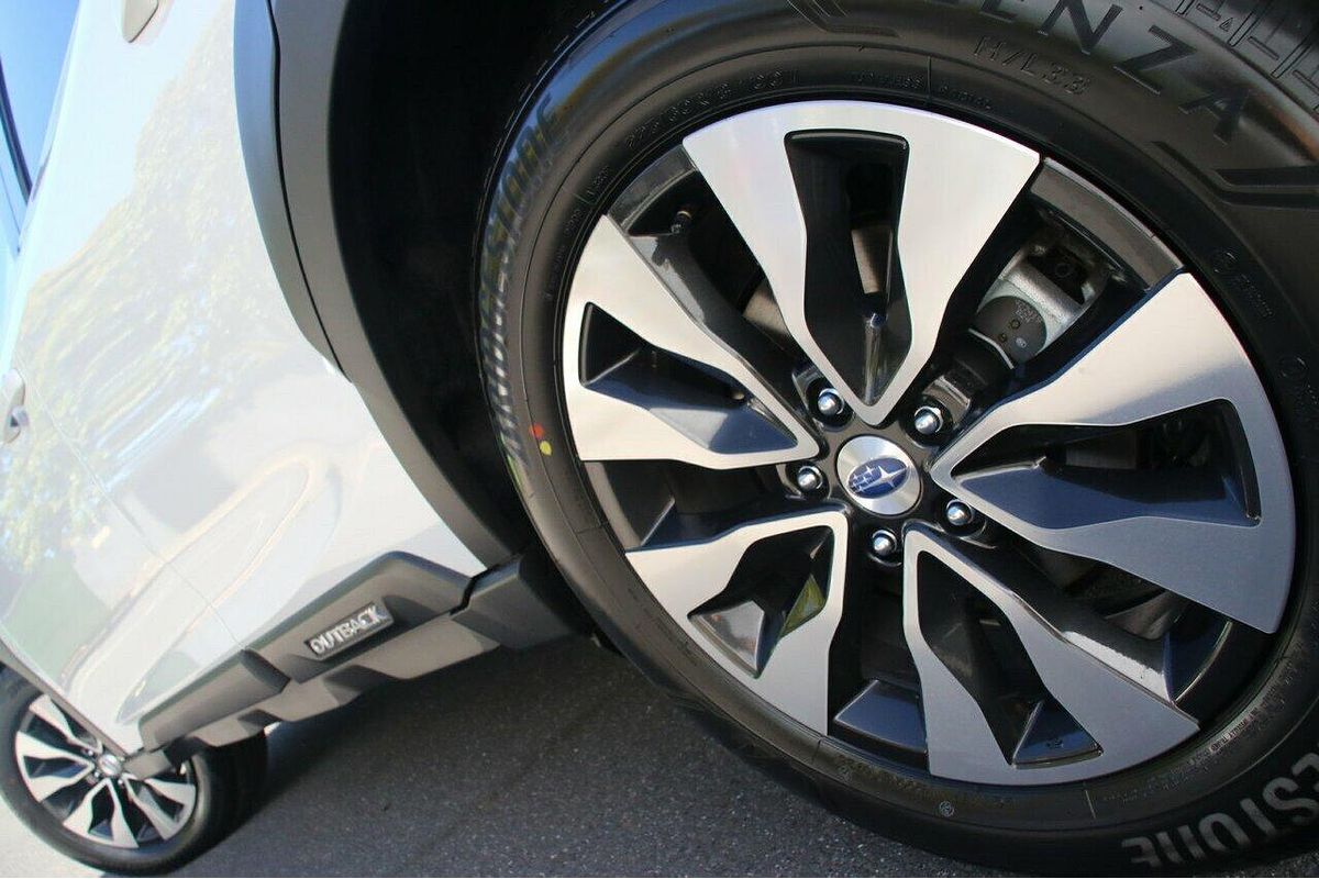 2025 Subaru Outback AWD Touring 6GEN