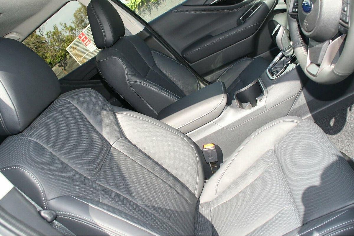 2025 Subaru Outback AWD Touring 6GEN