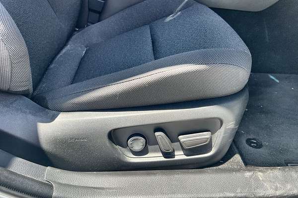 2025 Toyota Camry Ascent Sport AXVH80R