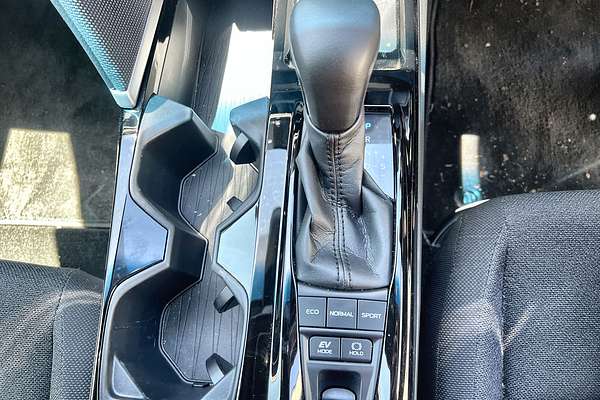 2025 Toyota Camry Ascent Sport AXVH80R